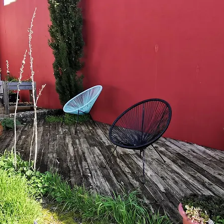 Maison Au Bord Du Plan D'eau - 6 Pers. - Fr-1-194-460 Holiday home